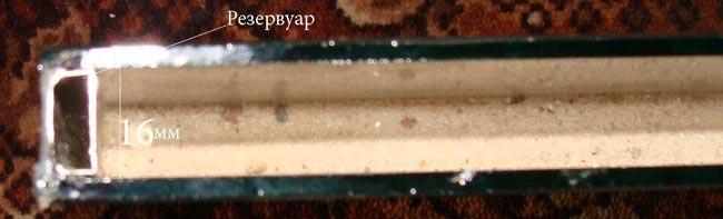 Вертикальный формик с белым и желтым кварцевым песоком