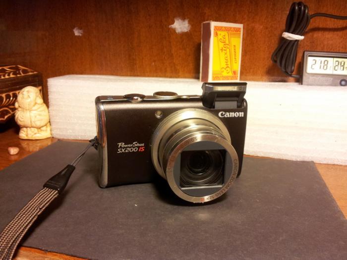 Canon PowerShot SX200 IS